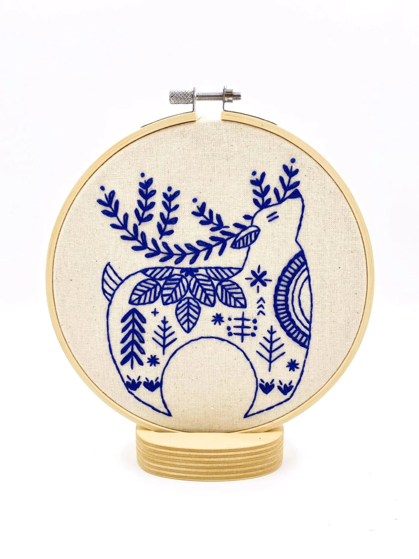 Hygge Reindeer Embroidery Kit - Hook, Line & Tinker