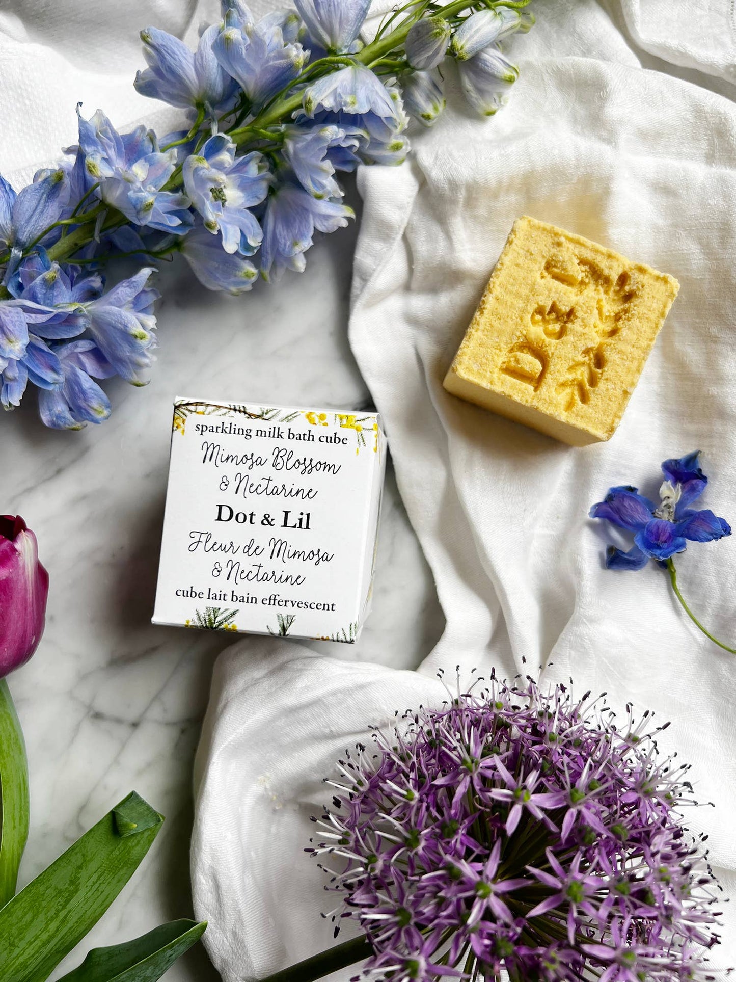 Mimosa Blossom & Nectarine Sparkling Milk Bath Cube - Dot and Lil