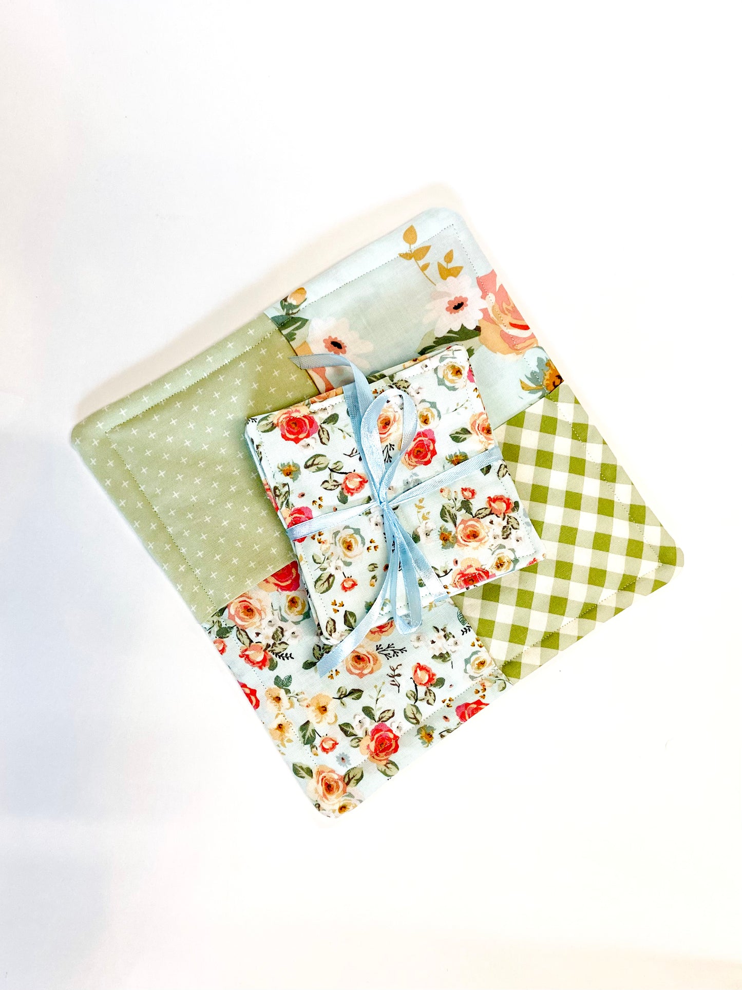 Tabeltop Protector Hot Pad and Coasters Set - Flower Power - Silverthorn’s Unique Handmade Decor