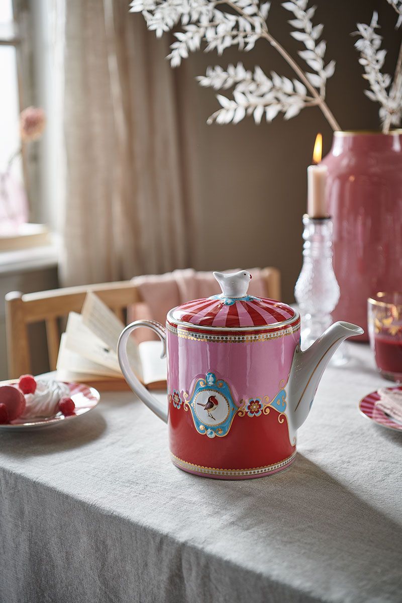 Love Birds Medallion Teapot 1.3 Ltr.