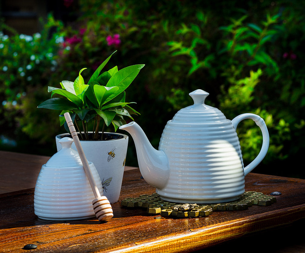 Beehive Teapot - Abbott Collection