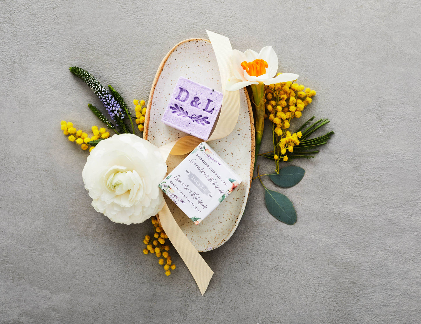 Lavender & Hibiscus Sparkling Milk Bath Cube - Dot and Lil