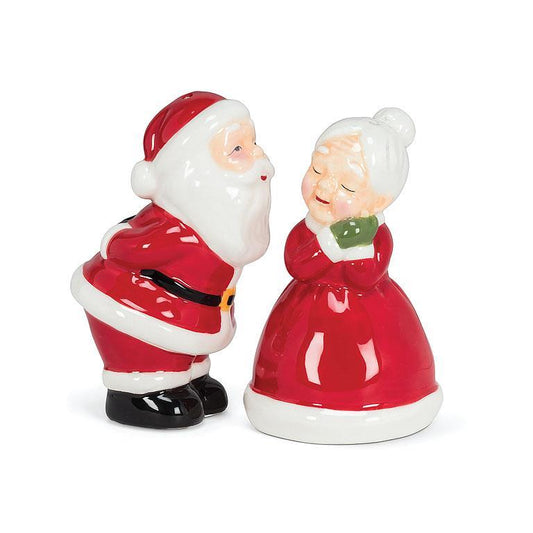 Kissing Couple Salt & Pepper Shaker