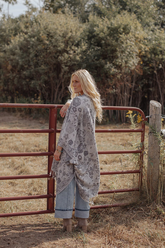 Wildflower Woven Kimono - Dove