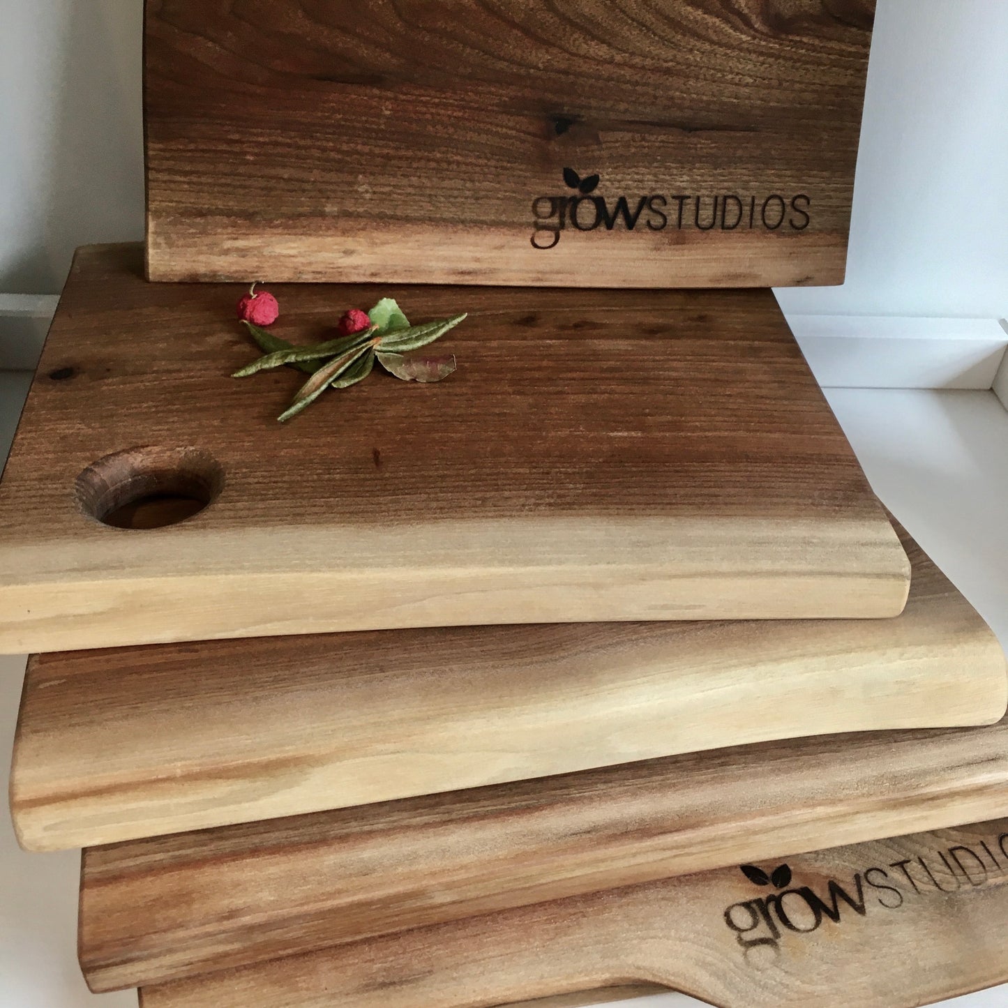 Growstudio Walnut Cheese Board - The Grow Studio