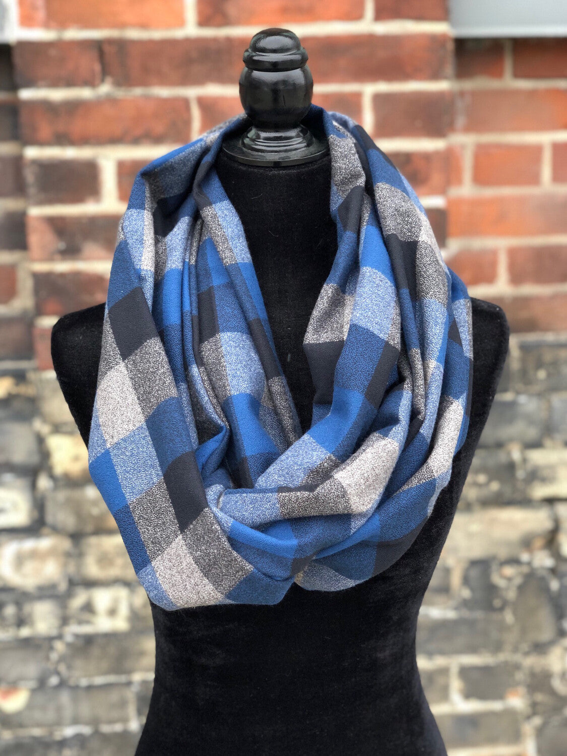 Infinity scarf 2024 with pocket