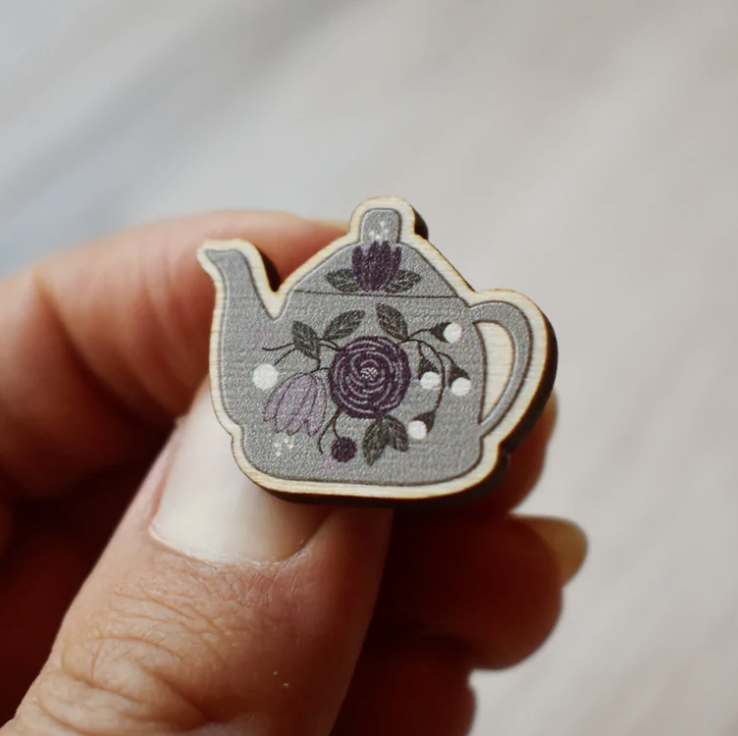 Floral Teapot Wood Pin - Tea Thoughts