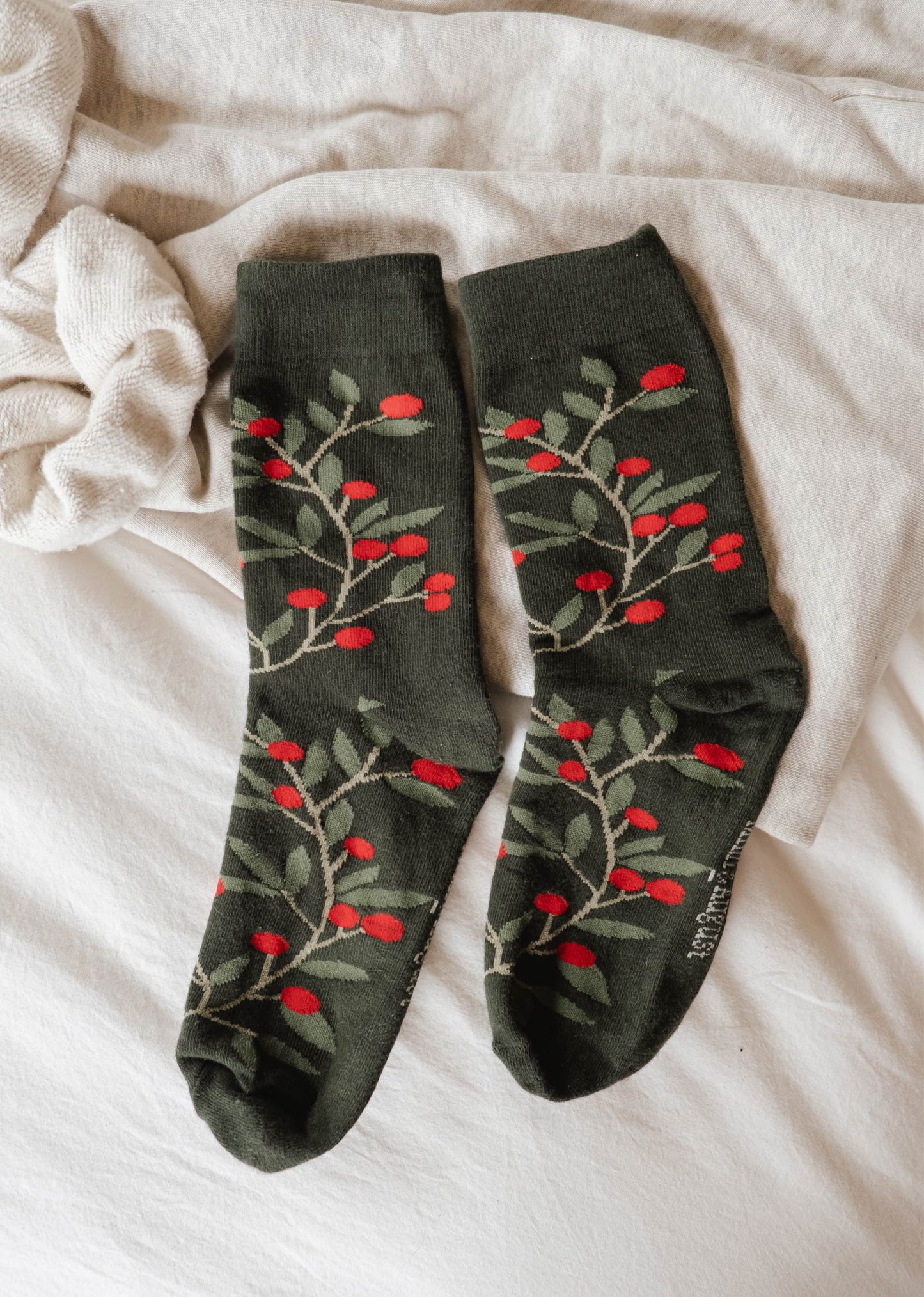 Winter Berries Socks - Mimi and August