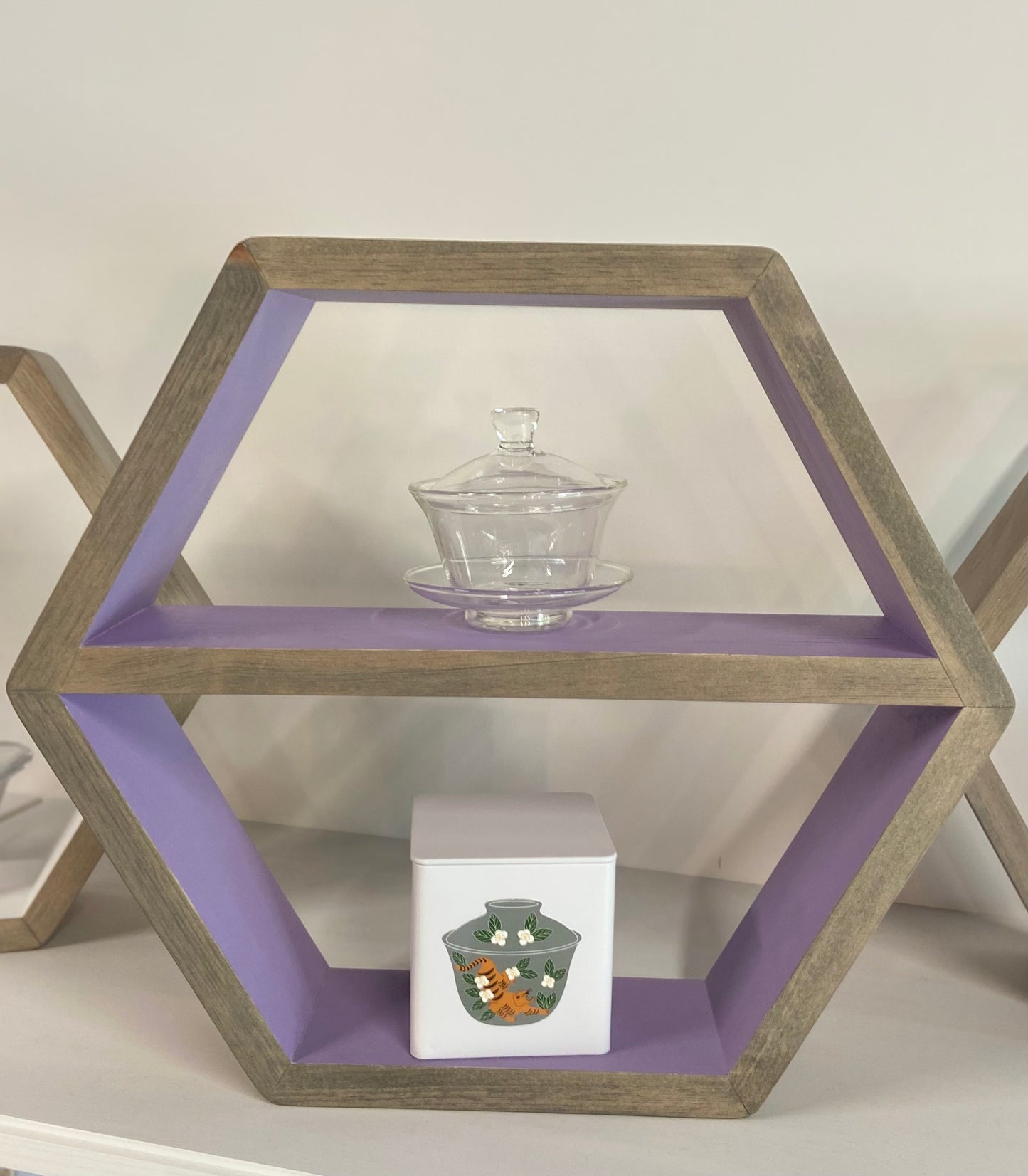 Floating Hexagon Shelf 16" with Mid Shelf - Wood Chip Decor